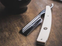 Boker Manufaktur Solingen Julian's Barbershop 140921 9 Boker Manufaktur Solingen Julian's Barbershop 140921 -Boker Verkaufsgeschäft 1f91d72943fa3c7d9c0a41909cf36235