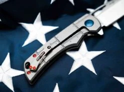 Boker Plus P51 MUSTANG DAMAST 01BO910DAM 12 Boker Plus P51 MUSTANG DAMAST 01BO910DAM -Boker Verkaufsgeschäft b159b2cc78c1c3b551f6df9da34ed18d