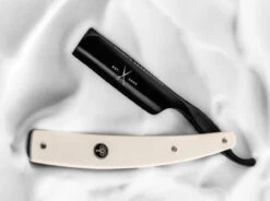 Boker Manufaktur Solingen Julian's Barbershop 140921 8 Boker Manufaktur Solingen Julian's Barbershop 140921 -Boker Verkaufsgeschäft f8d9b71a2cb24897e405a3f0dd40e03d