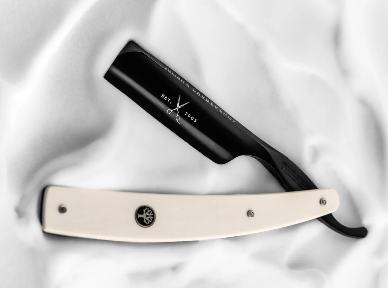 Boker Manufaktur Solingen Julian's Barbershop 140921 5 Boker Manufaktur Solingen Julian's Barbershop 140921 – Bild 3